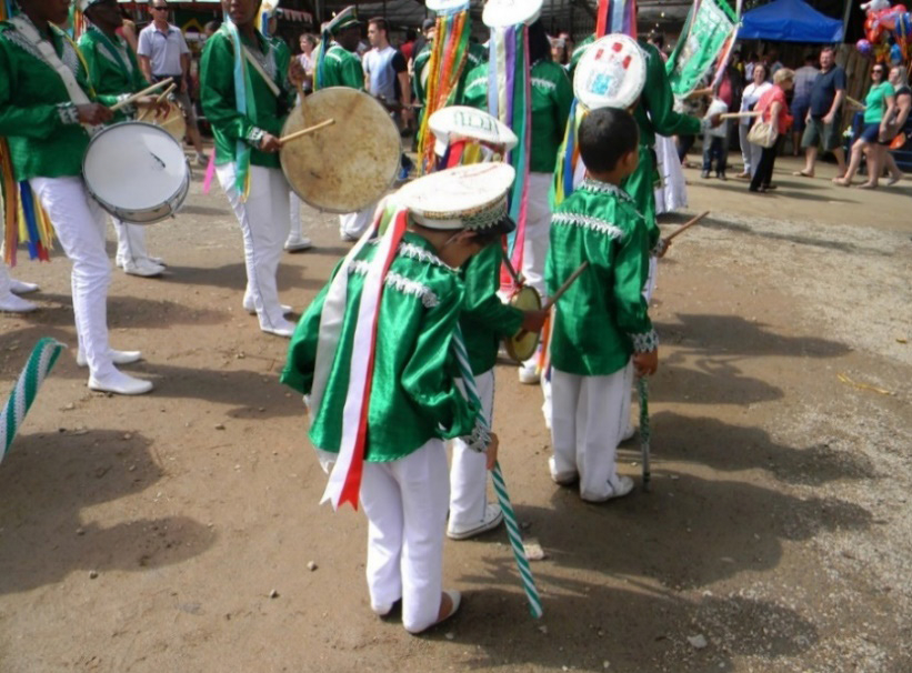 1851-9628-runa-42-02-193-gf2.jpg